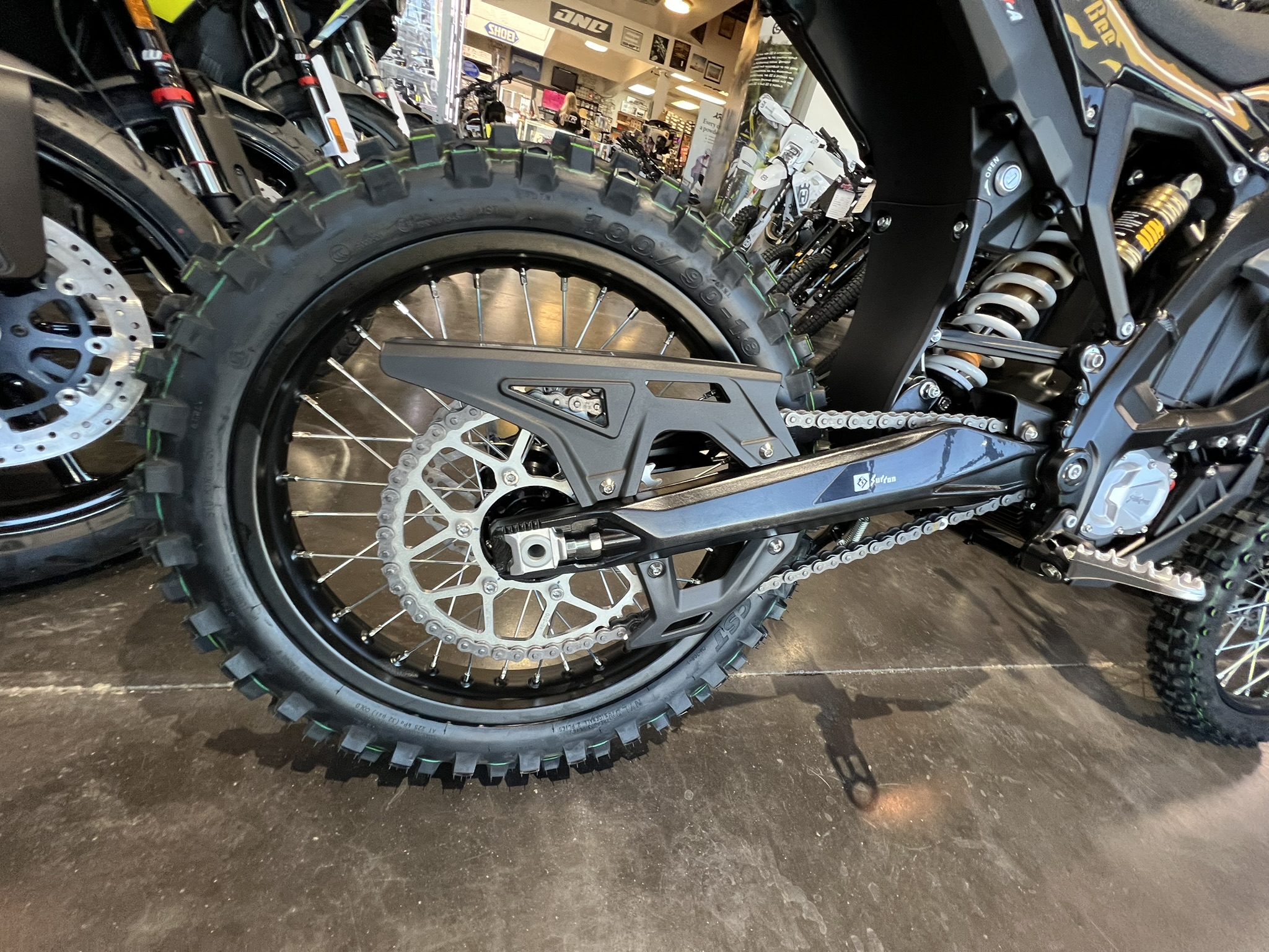 2025 surron ultra bee black rear wheel and tire
