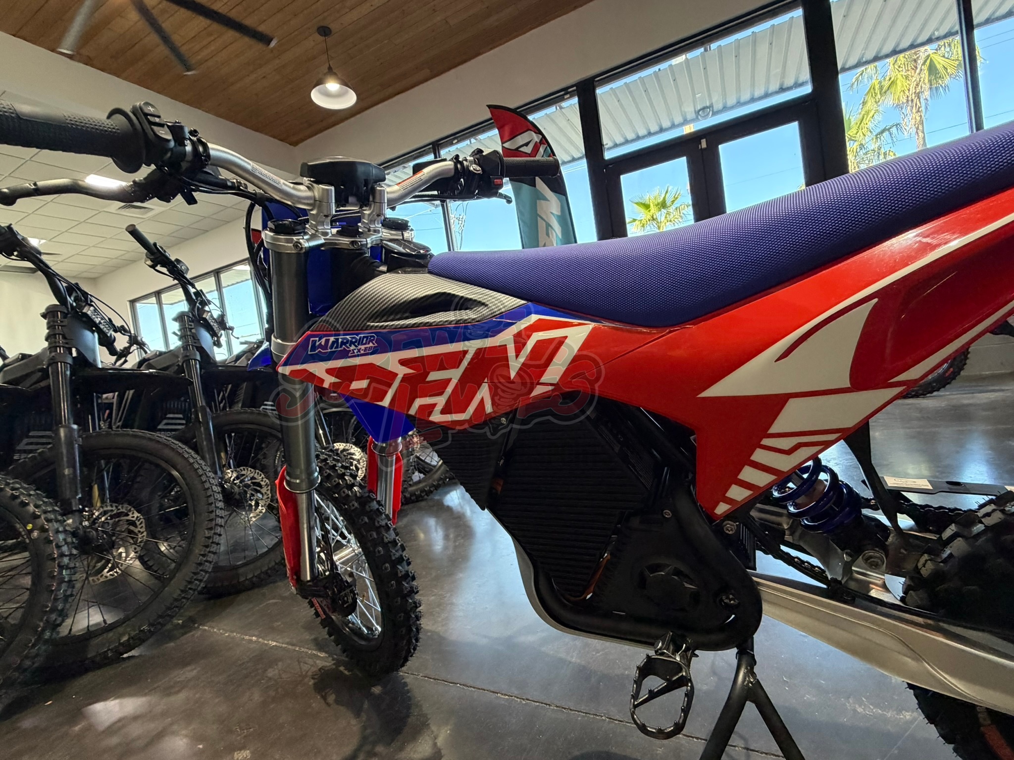 RFN Warrior SX-E8 Red White Blue - Image 10