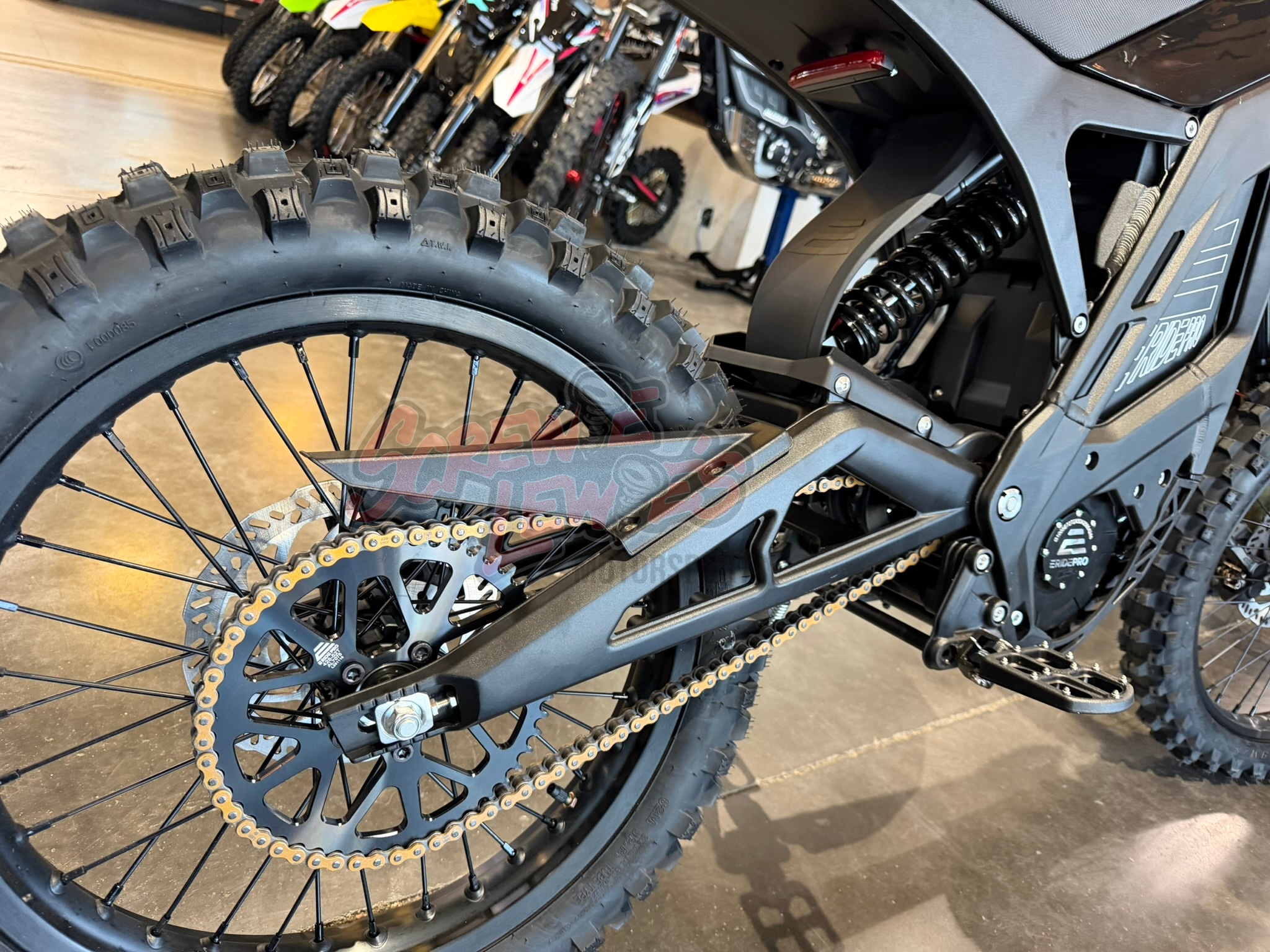 e ride pro sr long seat chain and rear tire