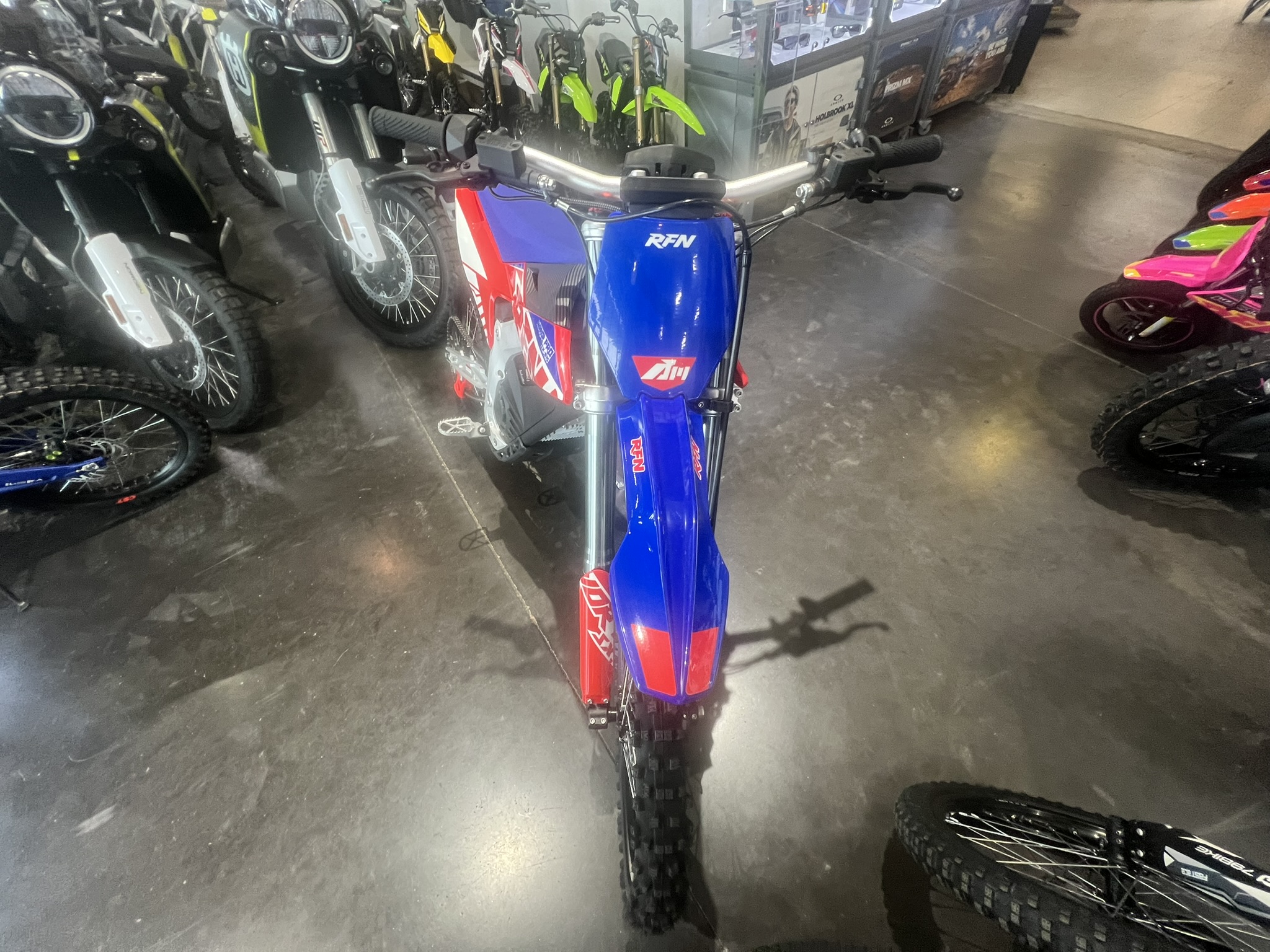 RFN Warrior Pro SX E15 FRONT END VIEW