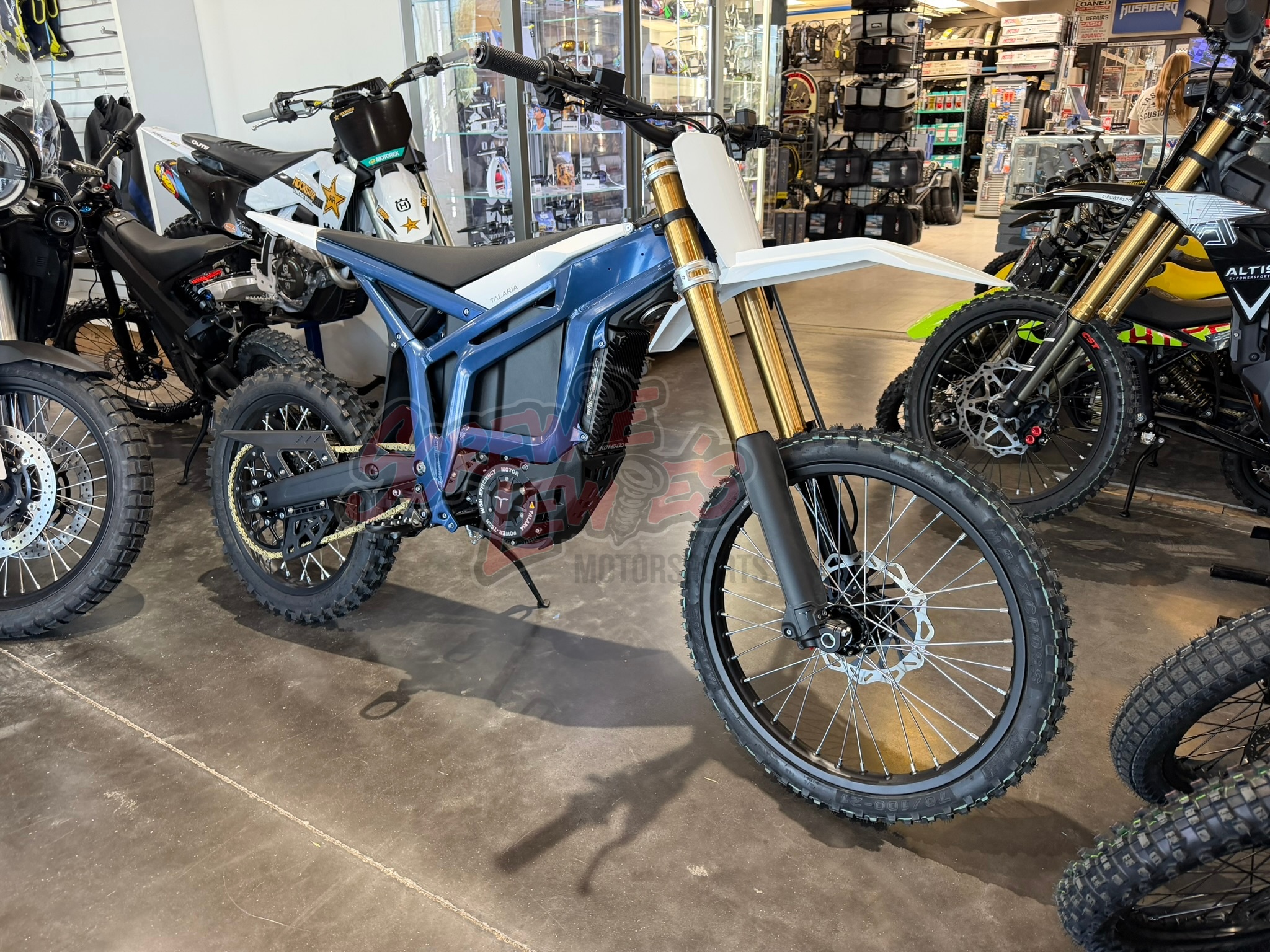 talaria komodo blue l3e front view gold forks