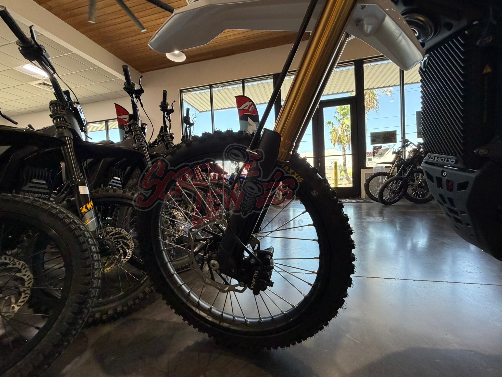 blue frame talaria komodo l3e front tire
