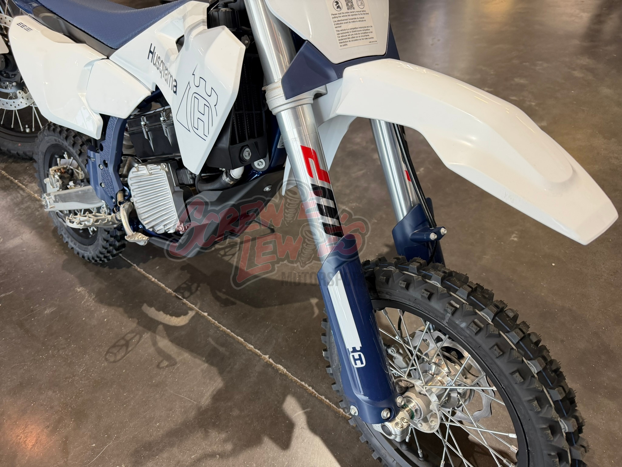 2027 Husqvarna EE 5 - Image 6