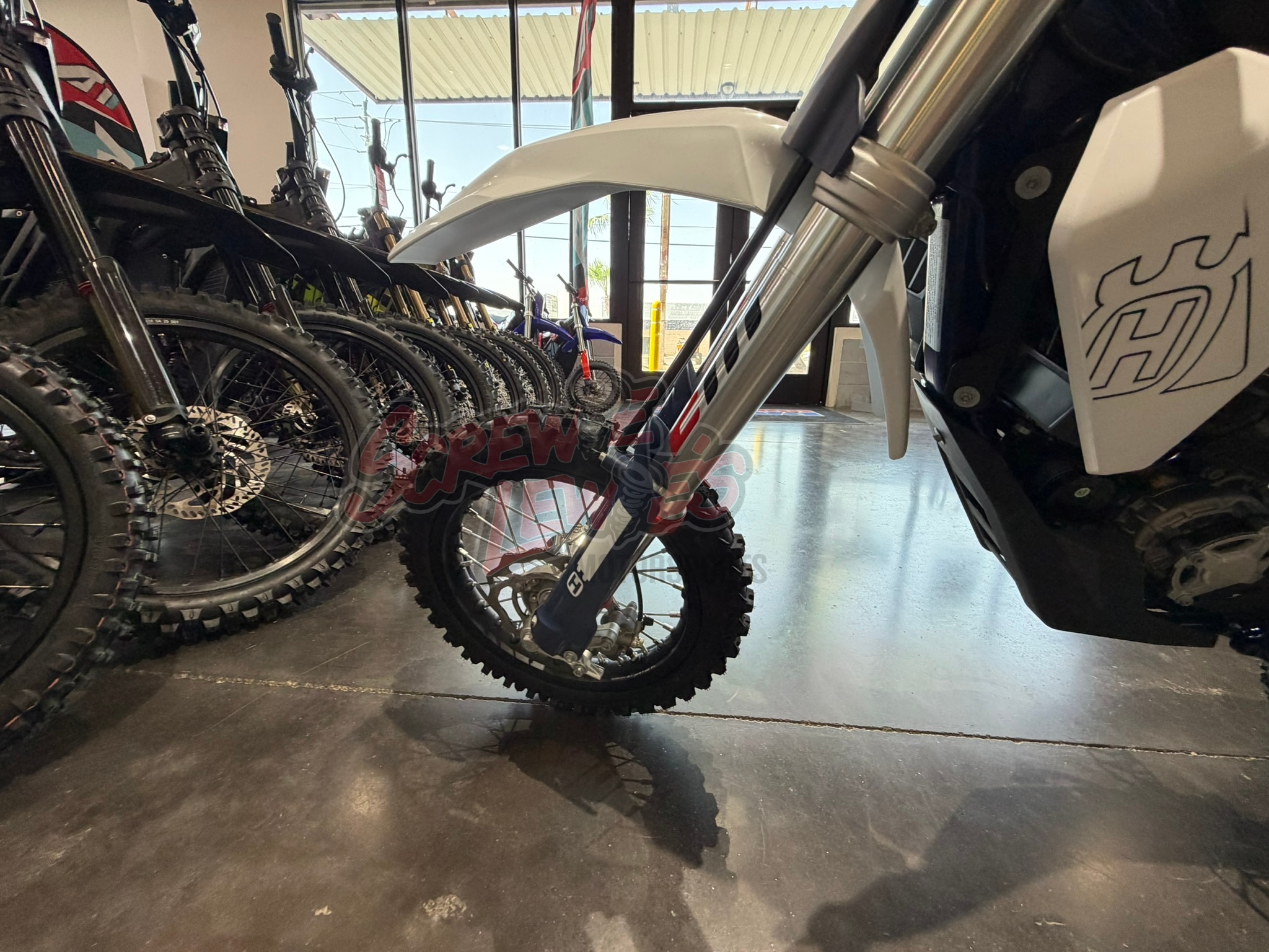 2027 Husqvarna EE 5 - Image 11