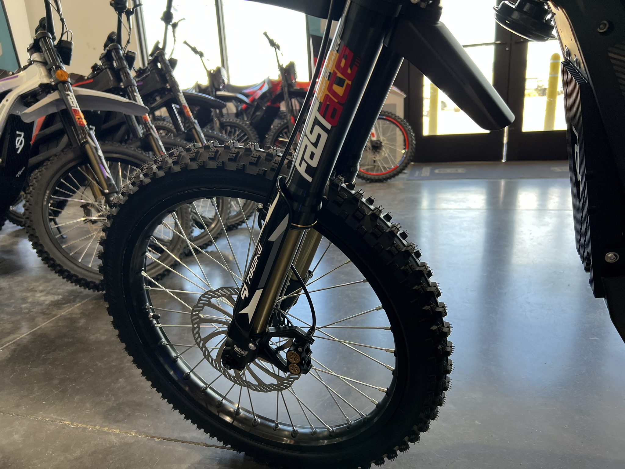 79Bike Falcon Pro - Black - Image 3