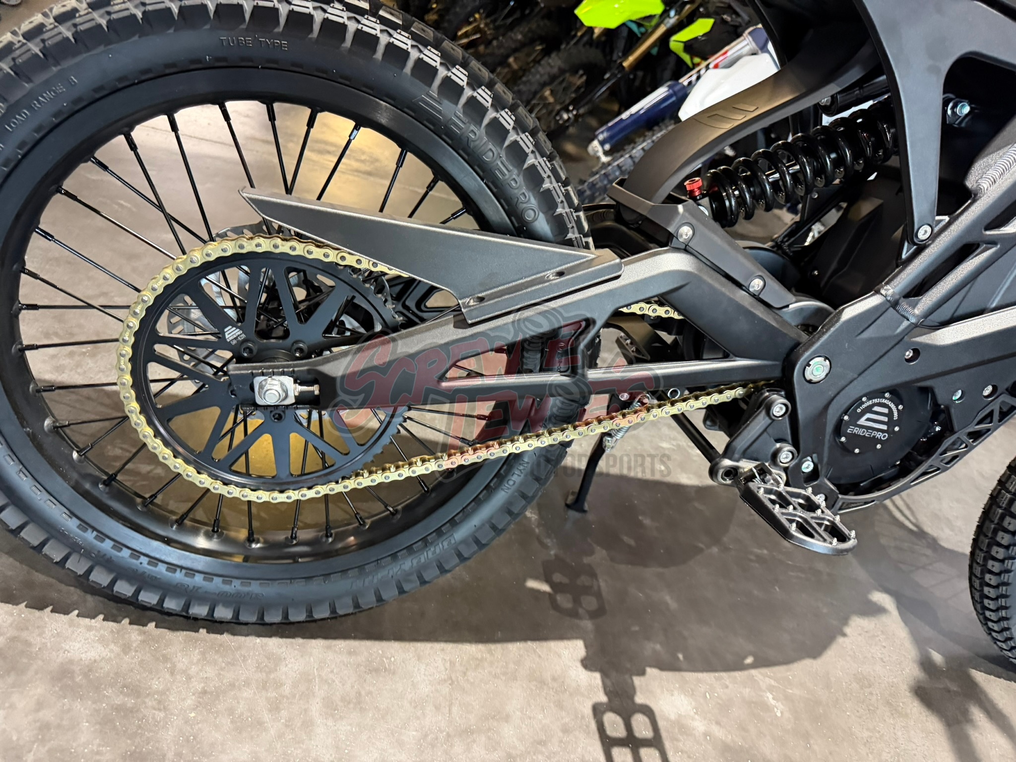 2027 E Ride Pro 3.0 Long Seat - Image 4