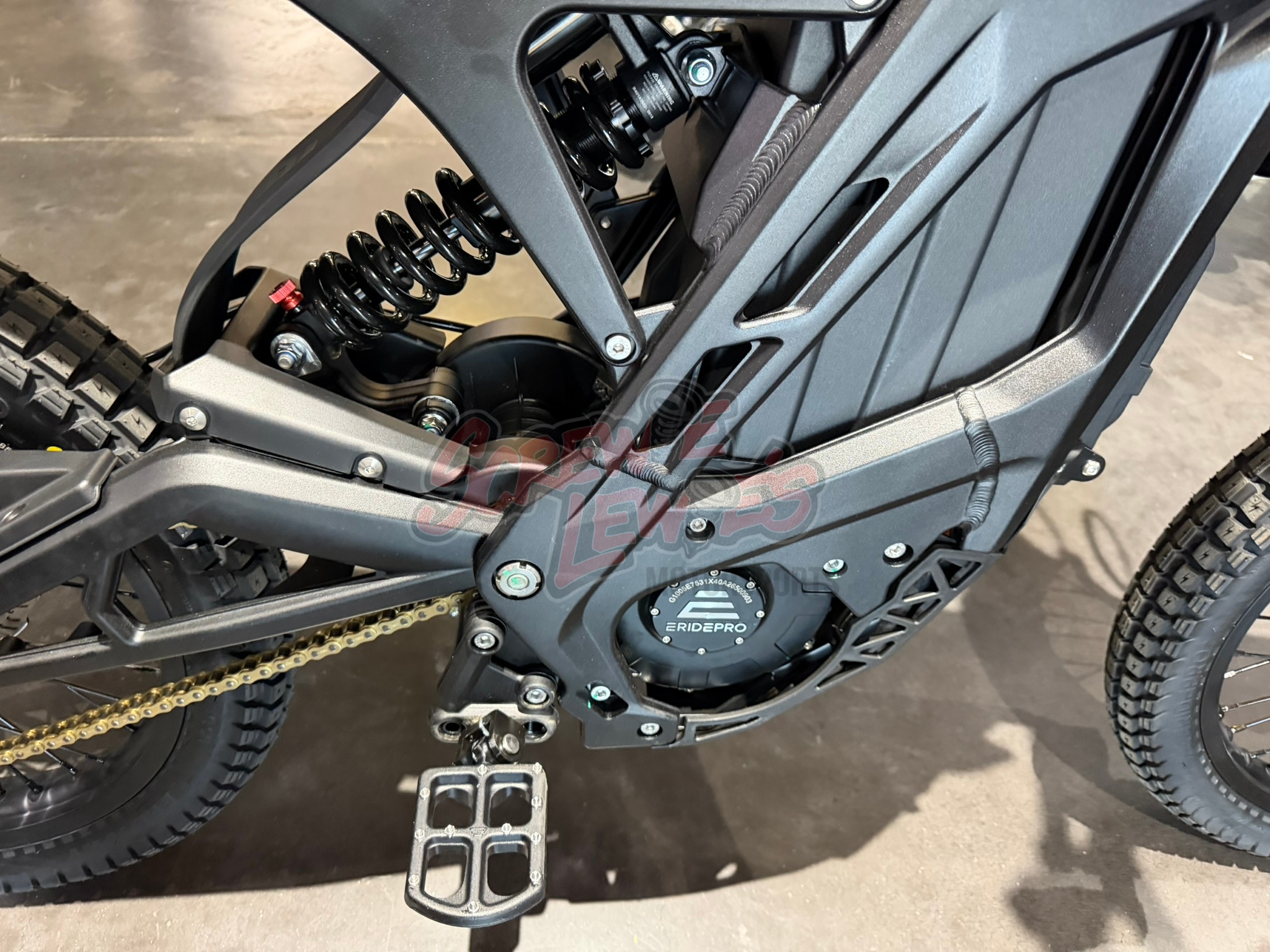 2027 E Ride Pro 3.0 Long Seat - Image 5