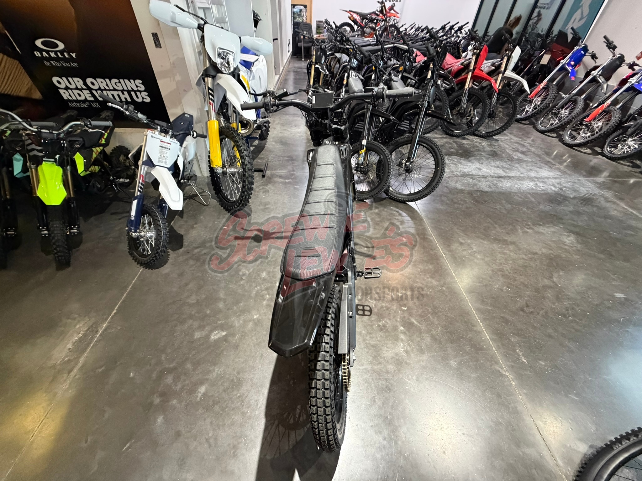 2027 E Ride Pro 3.0 Long Seat - Image 7