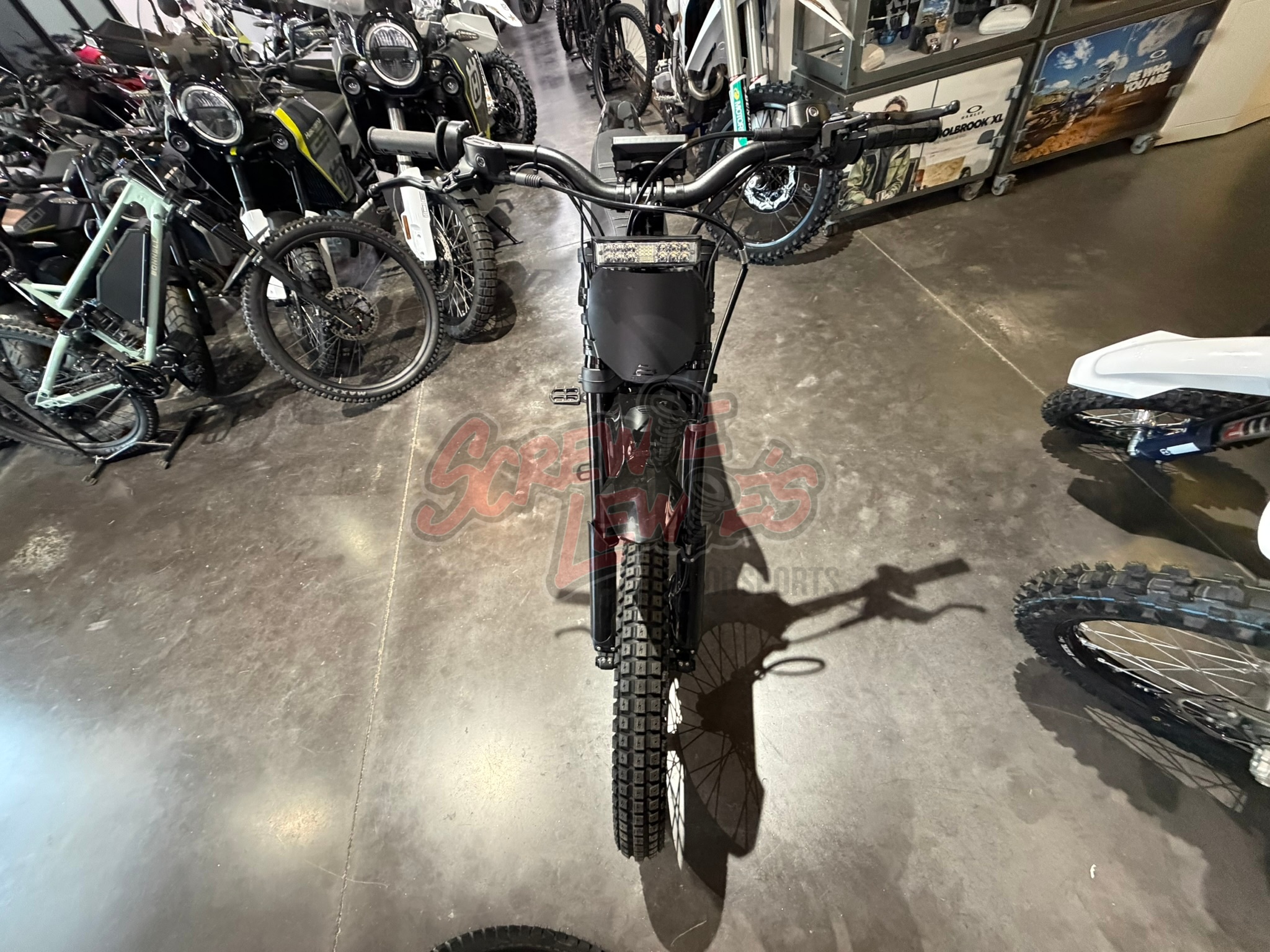 2027 E Ride Pro 3.0 Long Seat - Image 9