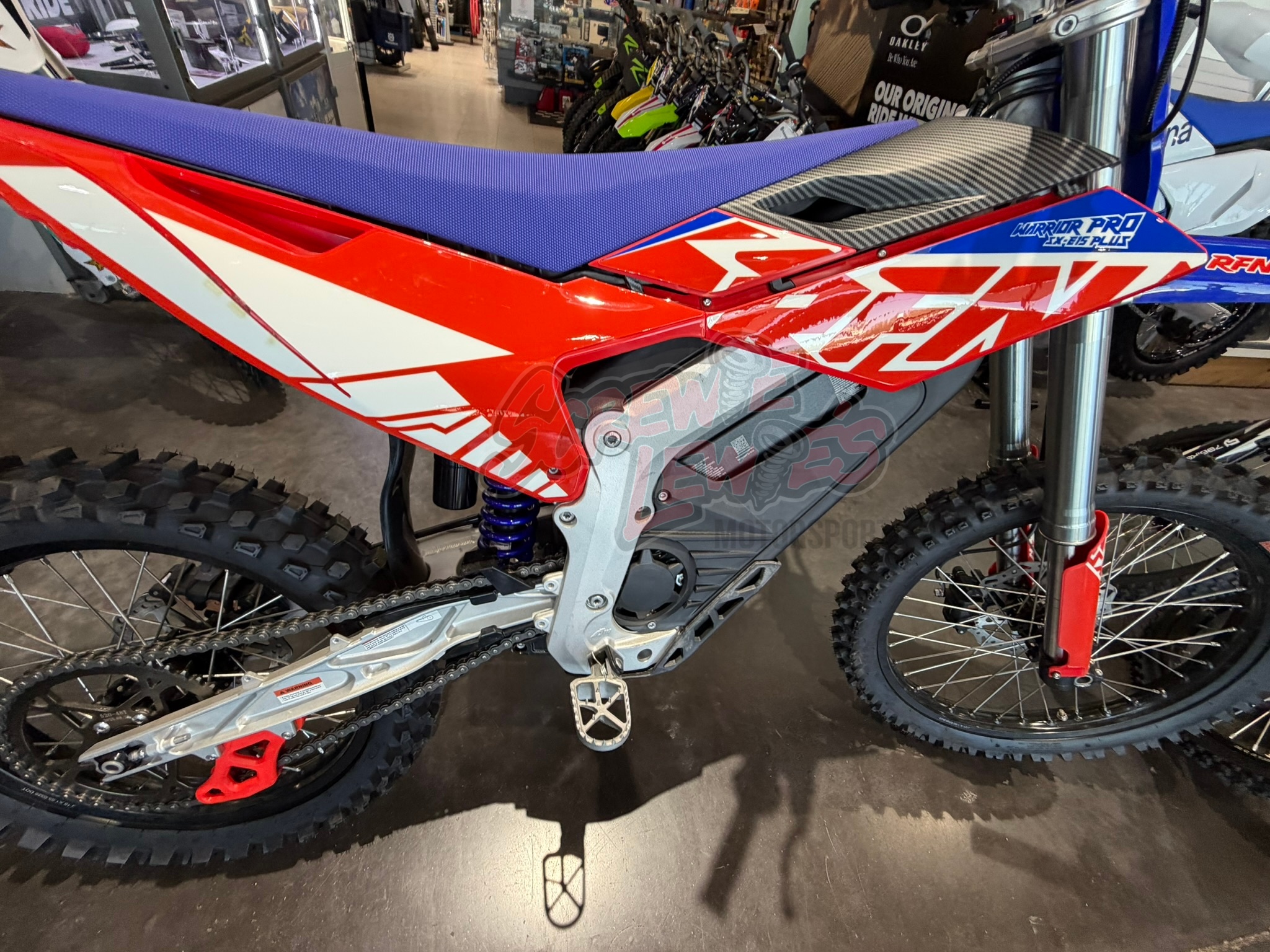 RFN Warrior Pro SX-E15 Plus Red White and Blue - Image 5
