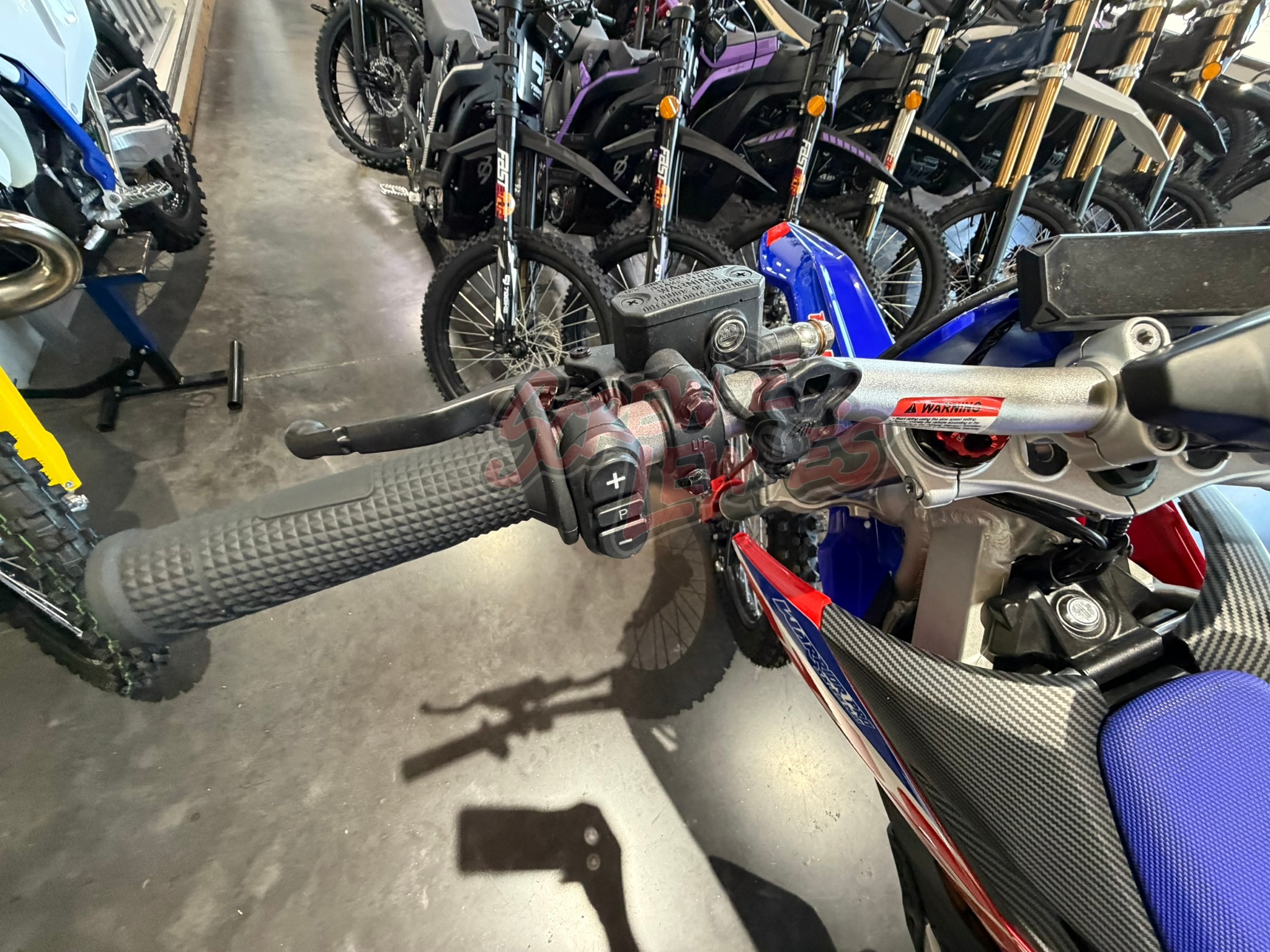 RFN Warrior Pro SX-E15 Plus Red White and Blue - Image 12