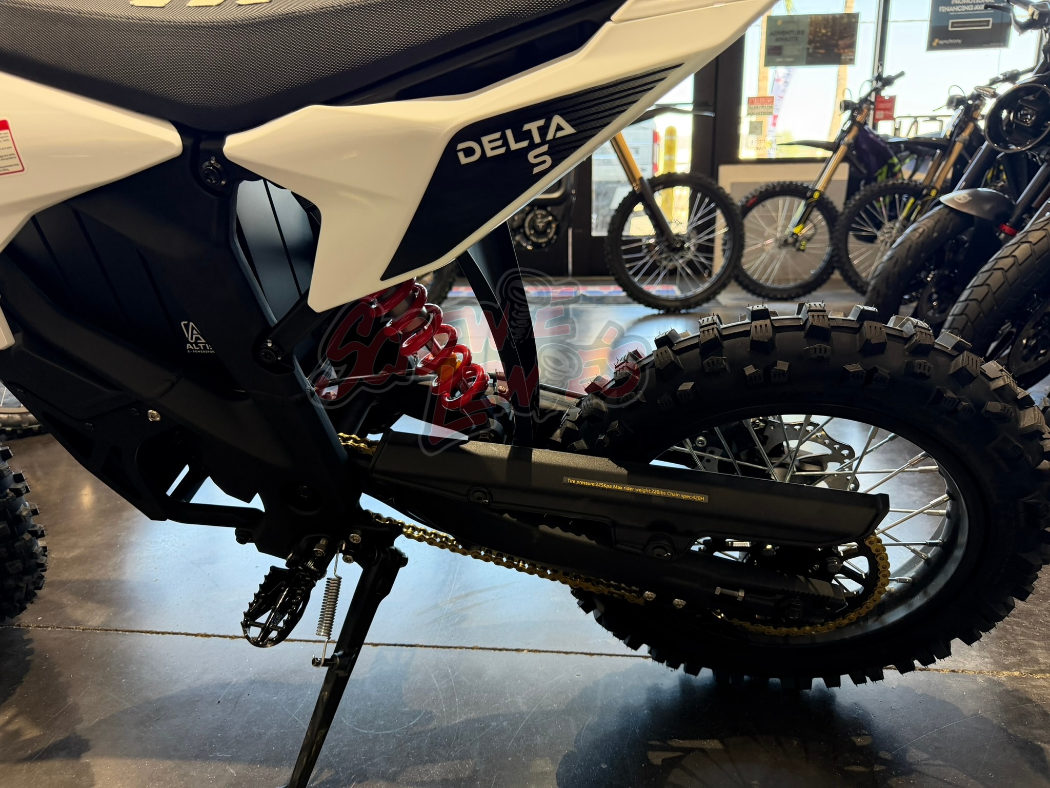Altis Delta S White - Image 8