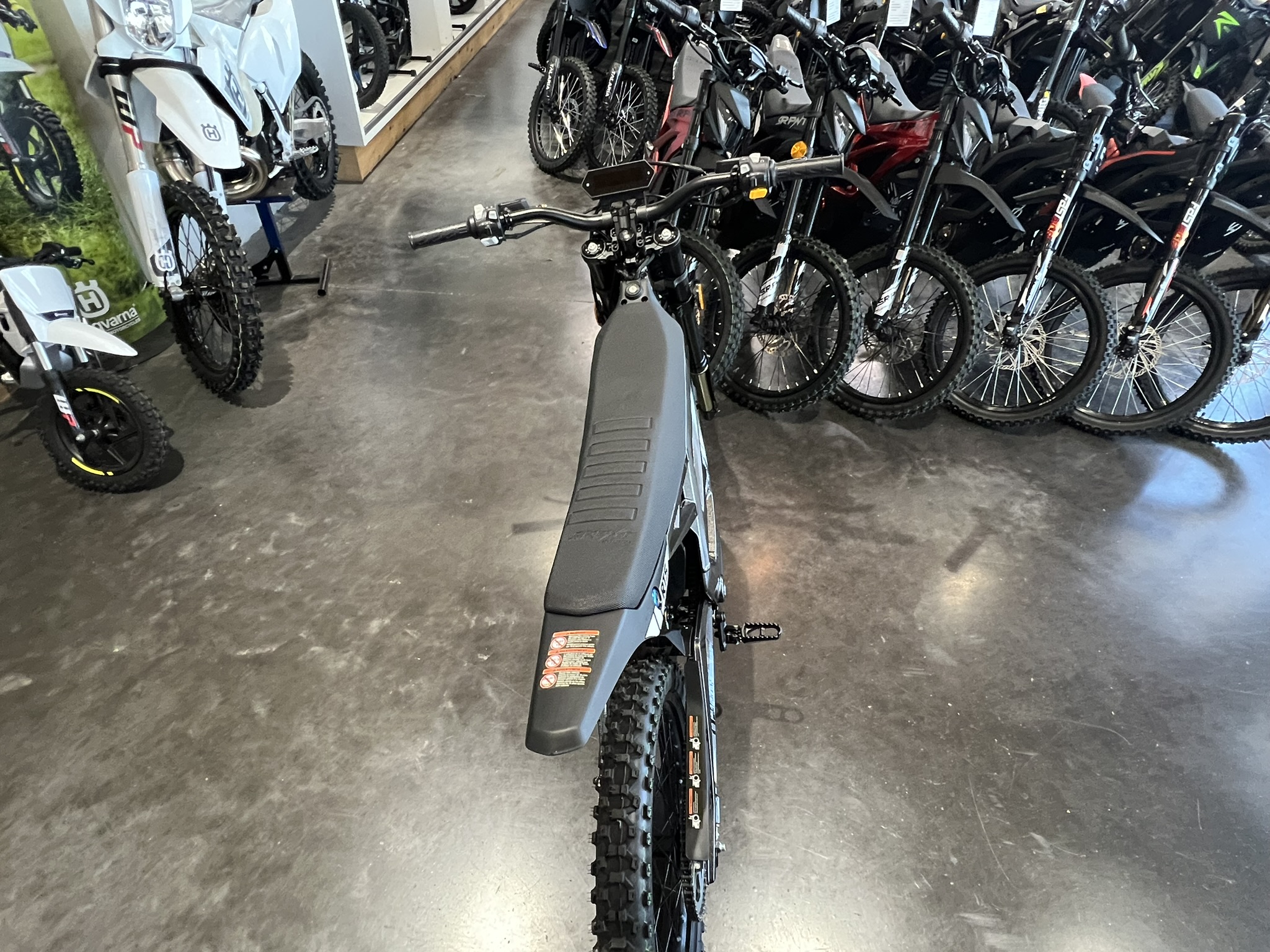 SRPNT X3 GREY SEAT