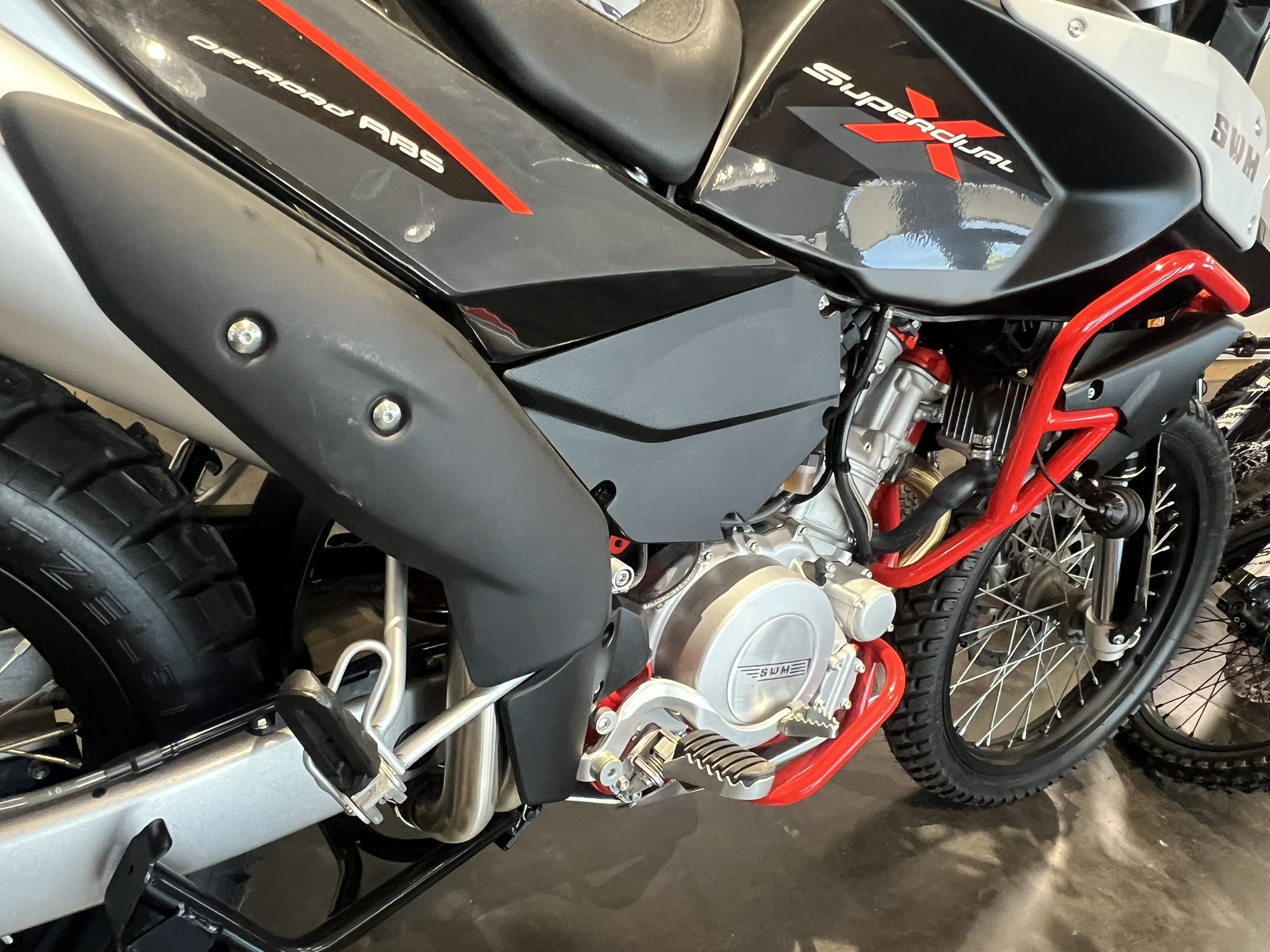 2021_SWM_SuperDual_X600_ side graphics