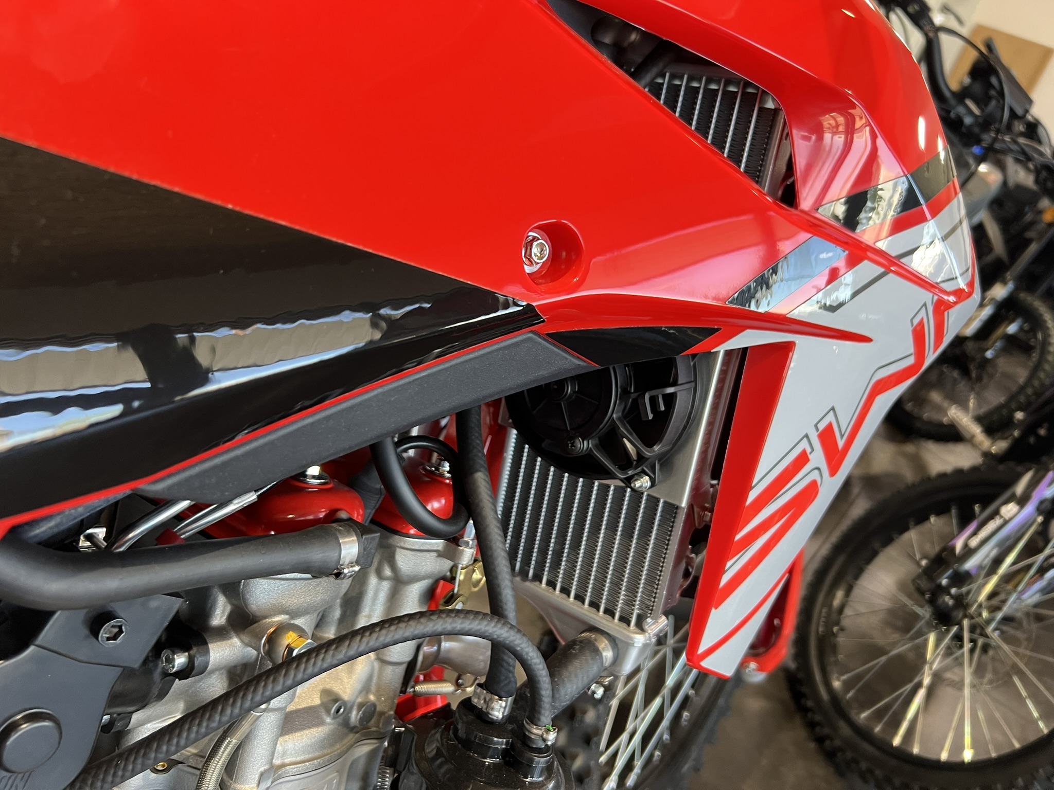 2024 SWM rs 300r side plastiics