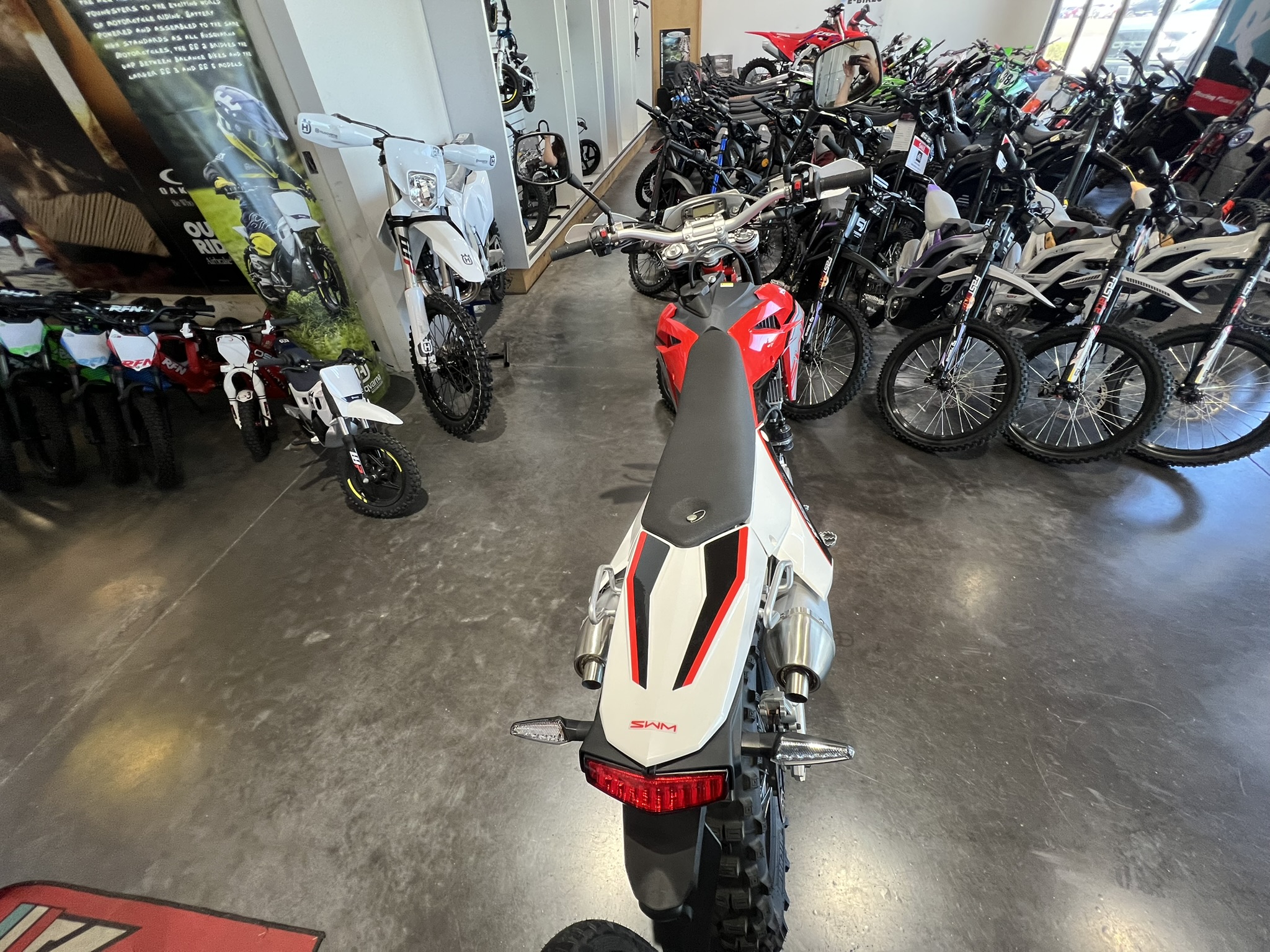 2024 SWM rs 300r seat