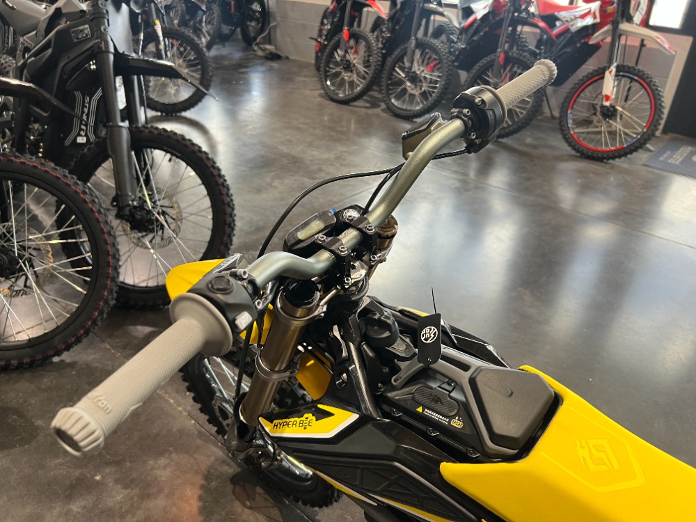 Surron Hyper Bee - Yellow - Image 12