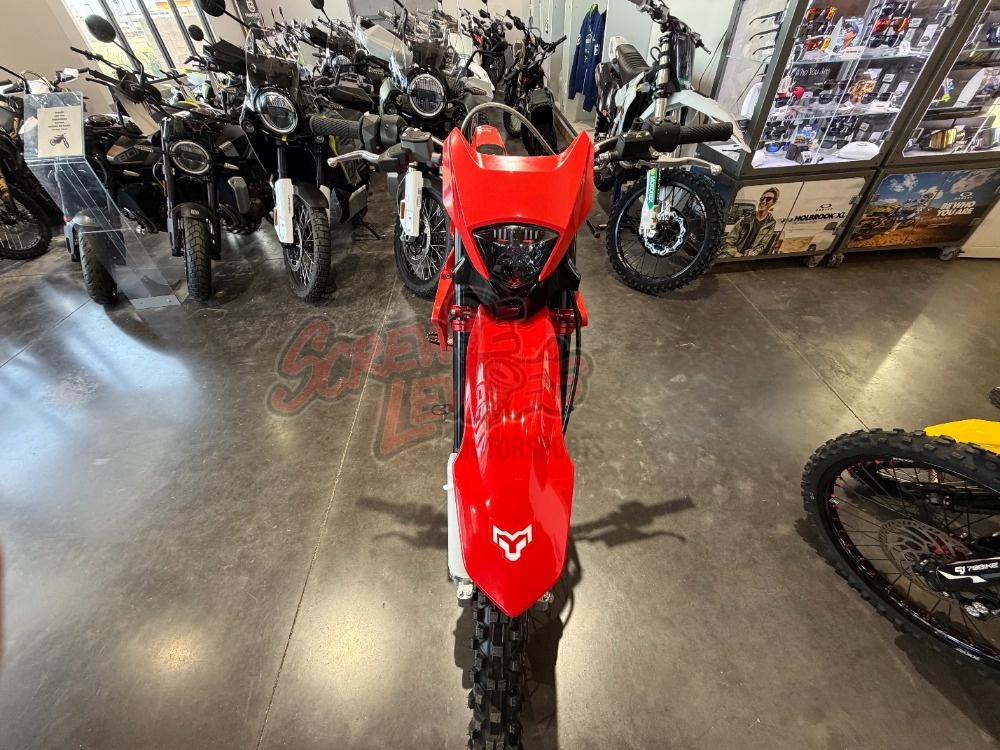 Arctic Leopard EXE 880 Enduro - Image 6