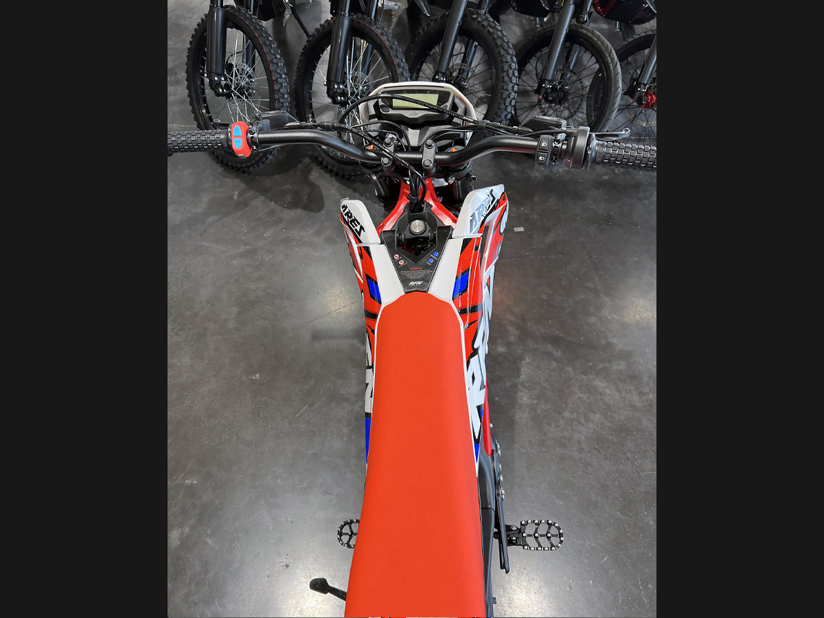 Seat on White / Red RFN ARES Electric Dirt Bike
