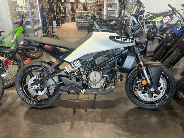 2024 Husqvarna Vitpilen 401 - Screwie Lewie's Motorsports