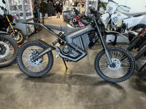 RAWRR MANTIS 72v