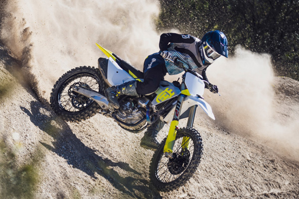 2024 Husqvarna FC 350 Action 1 2024 Husqvarna FC 350 Action 1