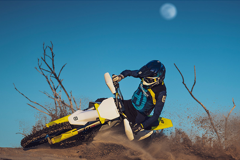 2024 Husqvarna FX 350 Action 3