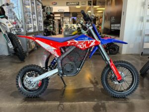 RFN warrior sx-e5 red, white and blue side profile