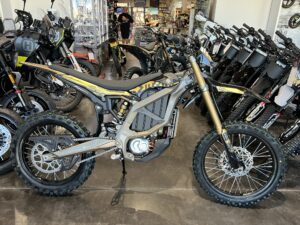 2025 surron ultra bee desert brown side profile