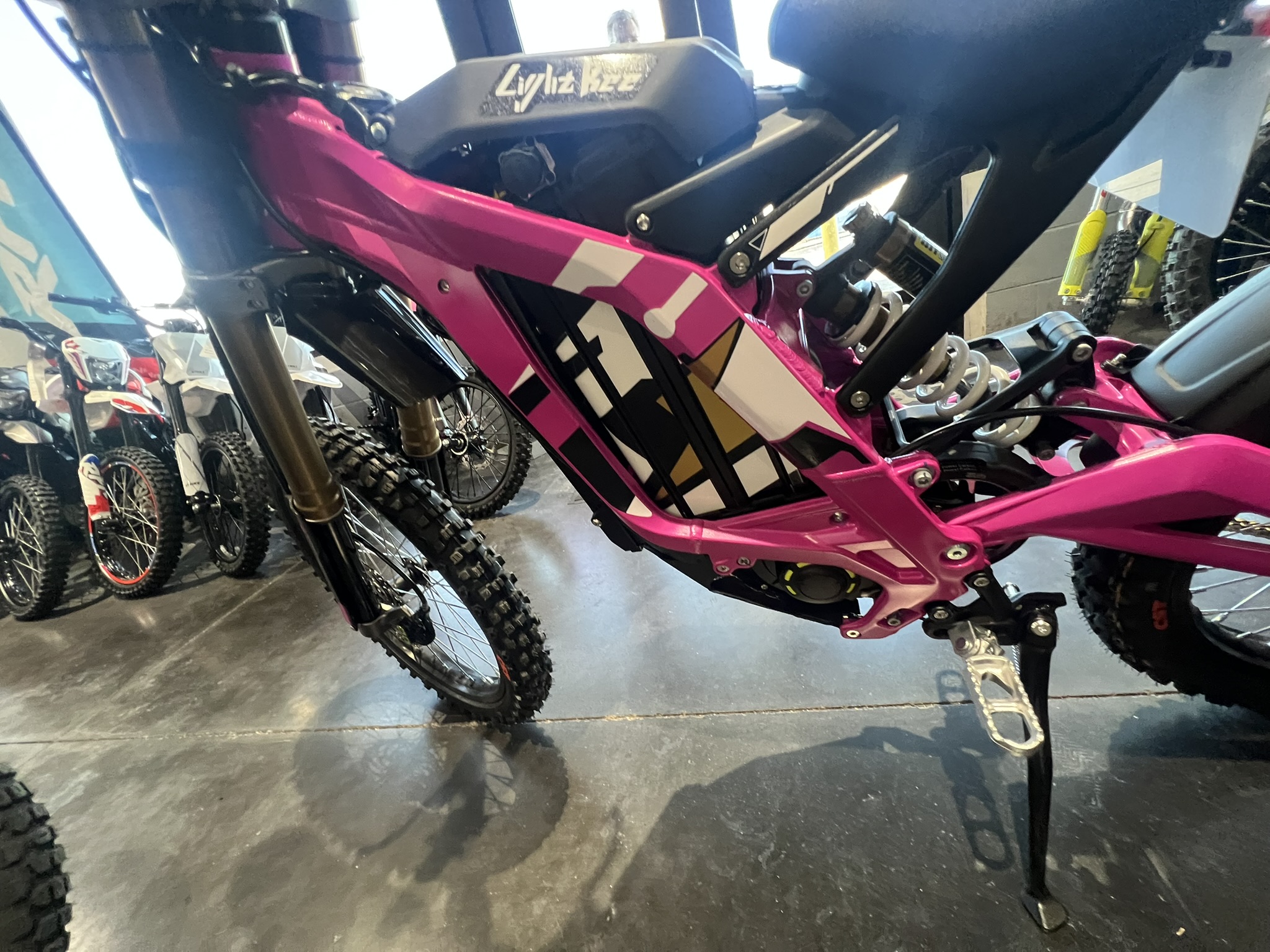 2025 Surron lbx neon pink graphics