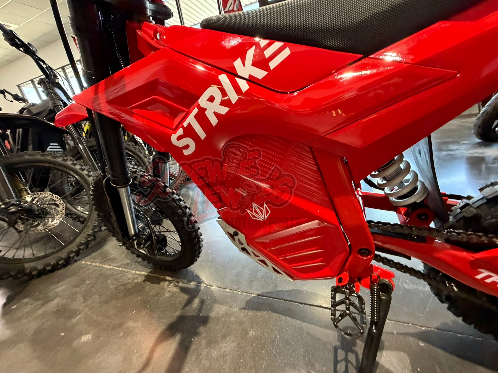 Strike Shadow 48v - Red - Image 10