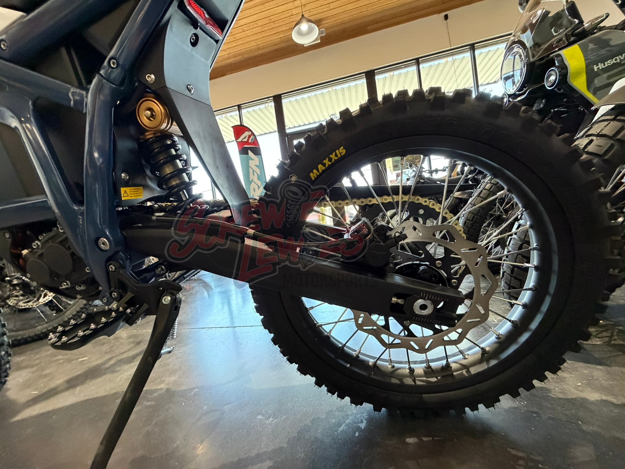 blue frame talaria komodo l3e chain rear wheel
