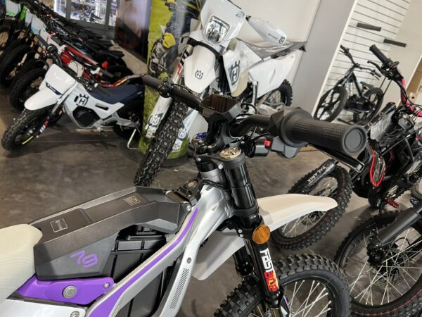 79Bike Falcon Pro Silver -Save $500! - Image 9