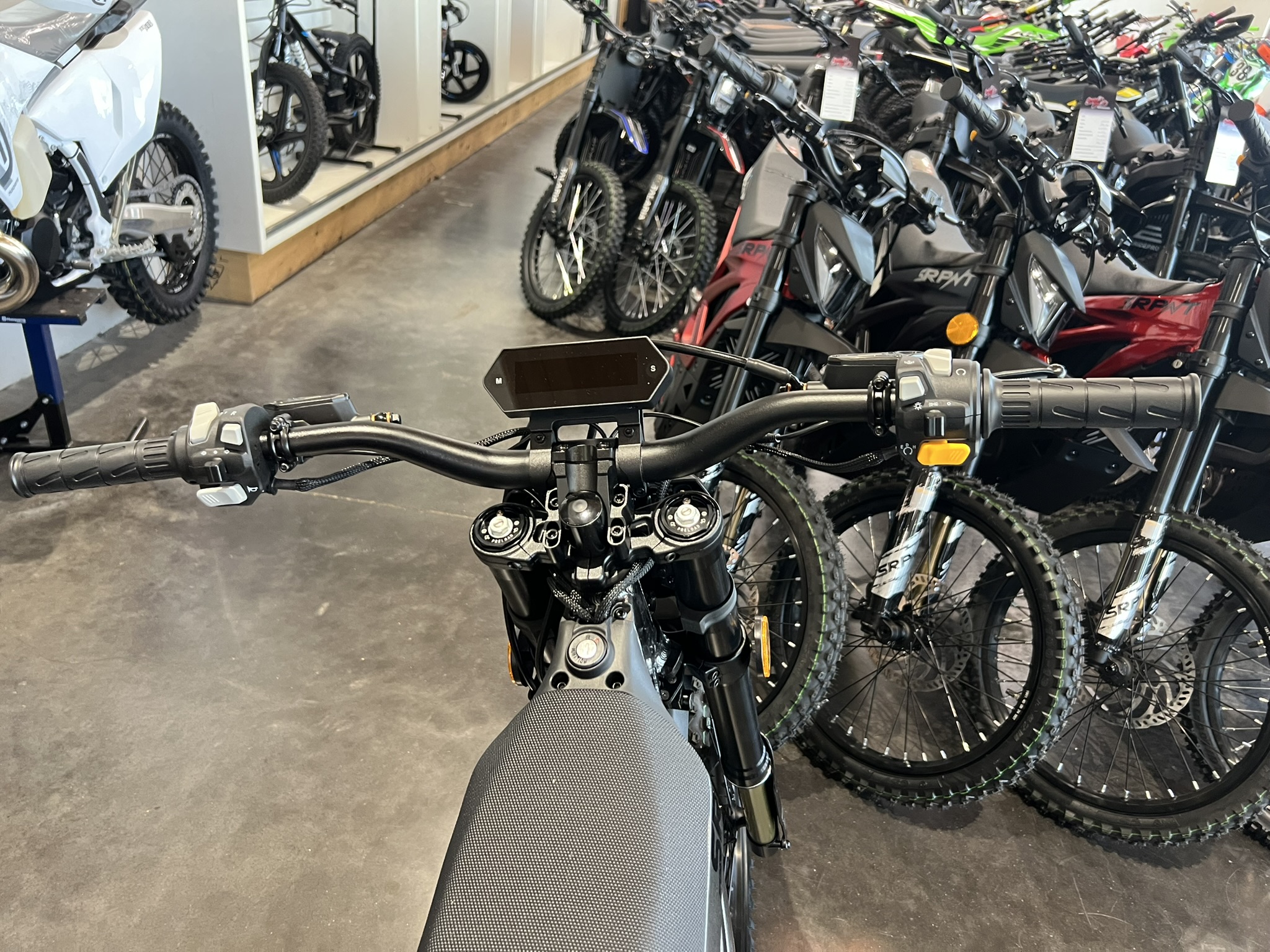 SRPNT X3 GREY DISPLAY