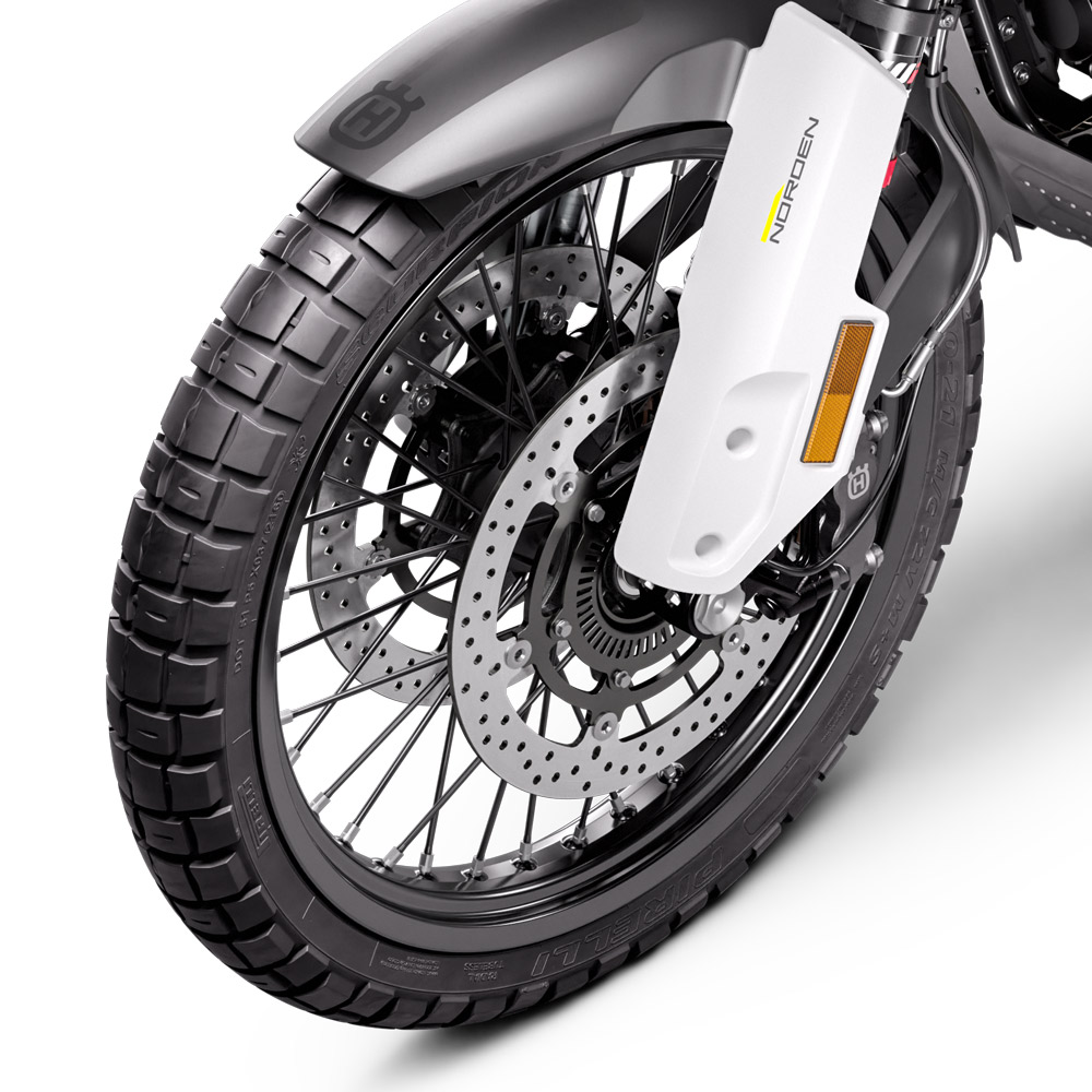 25 husqvarna Norden 901 brakes