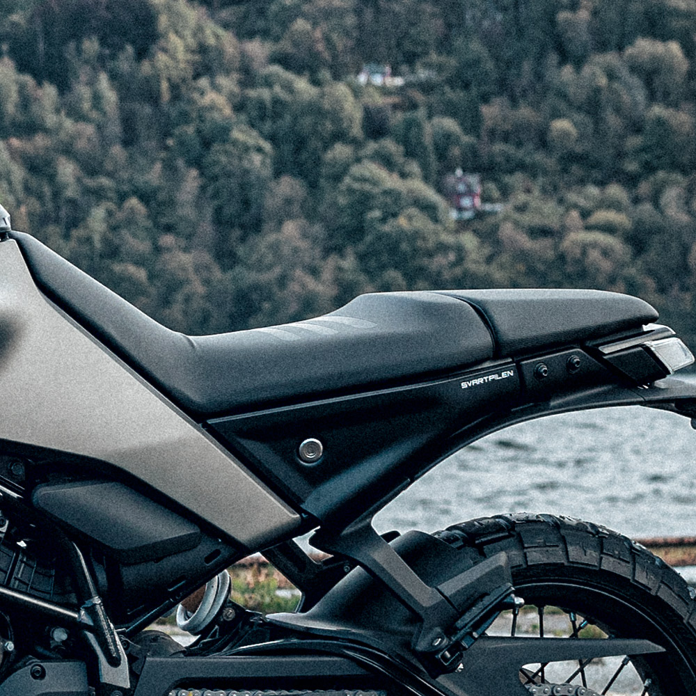 2023 Husqvarna Svartpilen 401 Component-1