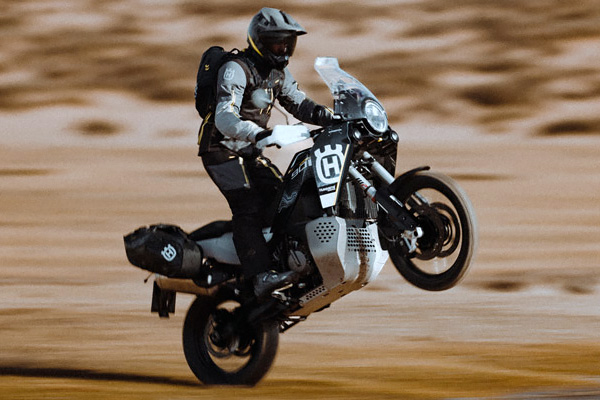 Husqvarna Norden 901 Expedition 3 Husqvarna Norden 901 Expedition 1
