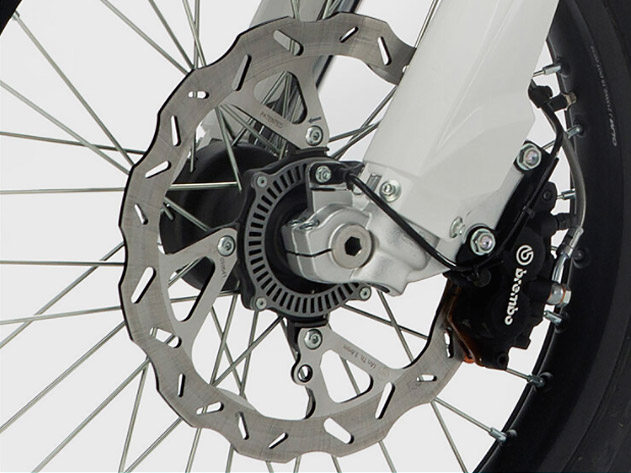SWM Superdual-X Brembo Brakes & ABS SWM Superdual-X Brembo Brakes & ABS
