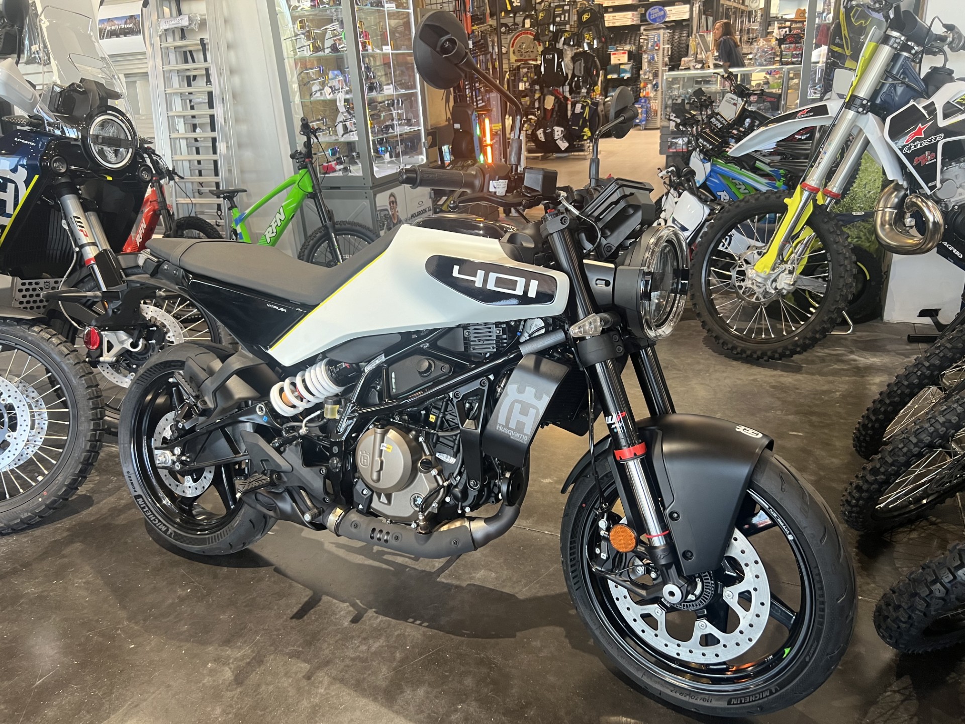 2024 Husqvarna Vitpilen 401 - Screwie Lewie's Motorsports