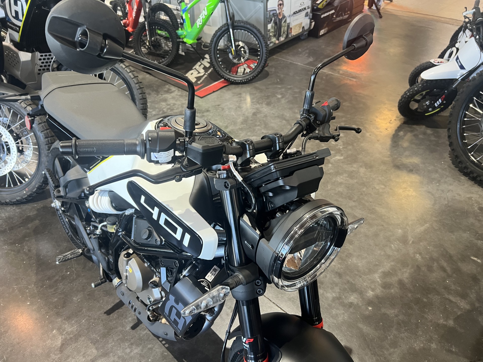 2024 Husqvarna Vitpilen 401 - Screwie Lewie's Motorsports